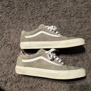 Vans Old Skool Pig Suede Moss Gray White Men’s Size 9 worn once
